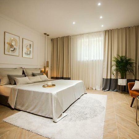 Club Boutique Rooms سبليت المظهر الخارجي الصورة